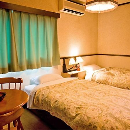Pension Sumomo No Ki Oshino Exterior photo